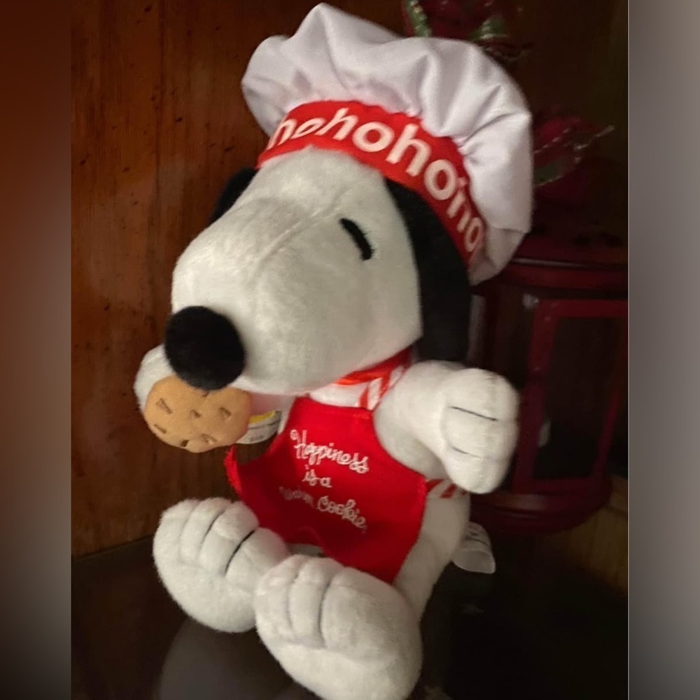 NWT Chef Snoopy Plush